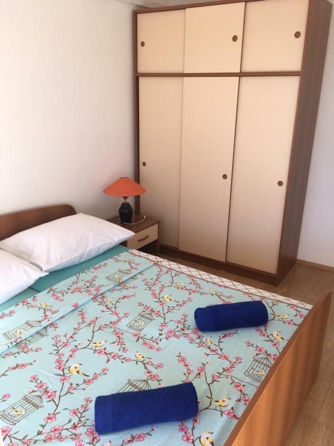 Apartmani Nina ชิเบนิก ภายนอก รูปภาพ