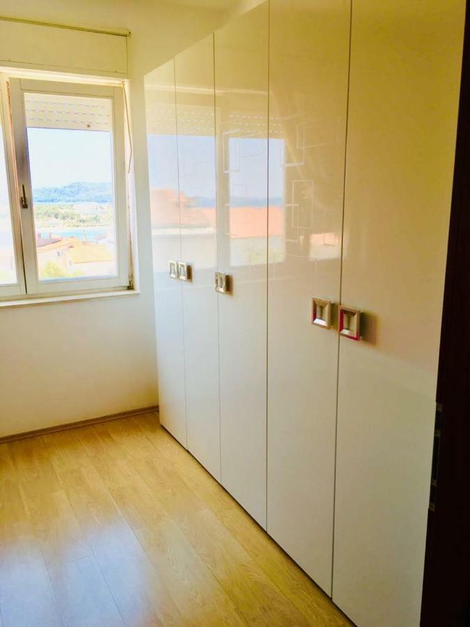 Apartmani Nina ชิเบนิก ภายนอก รูปภาพ